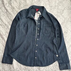 GUESS Women’s Blue Chambray Button Up